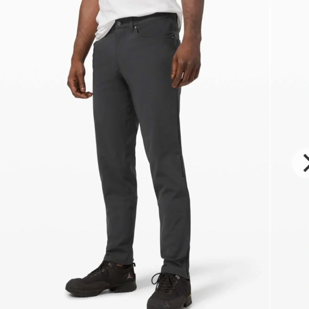 Lululemon Black ABC Pants Classic 34